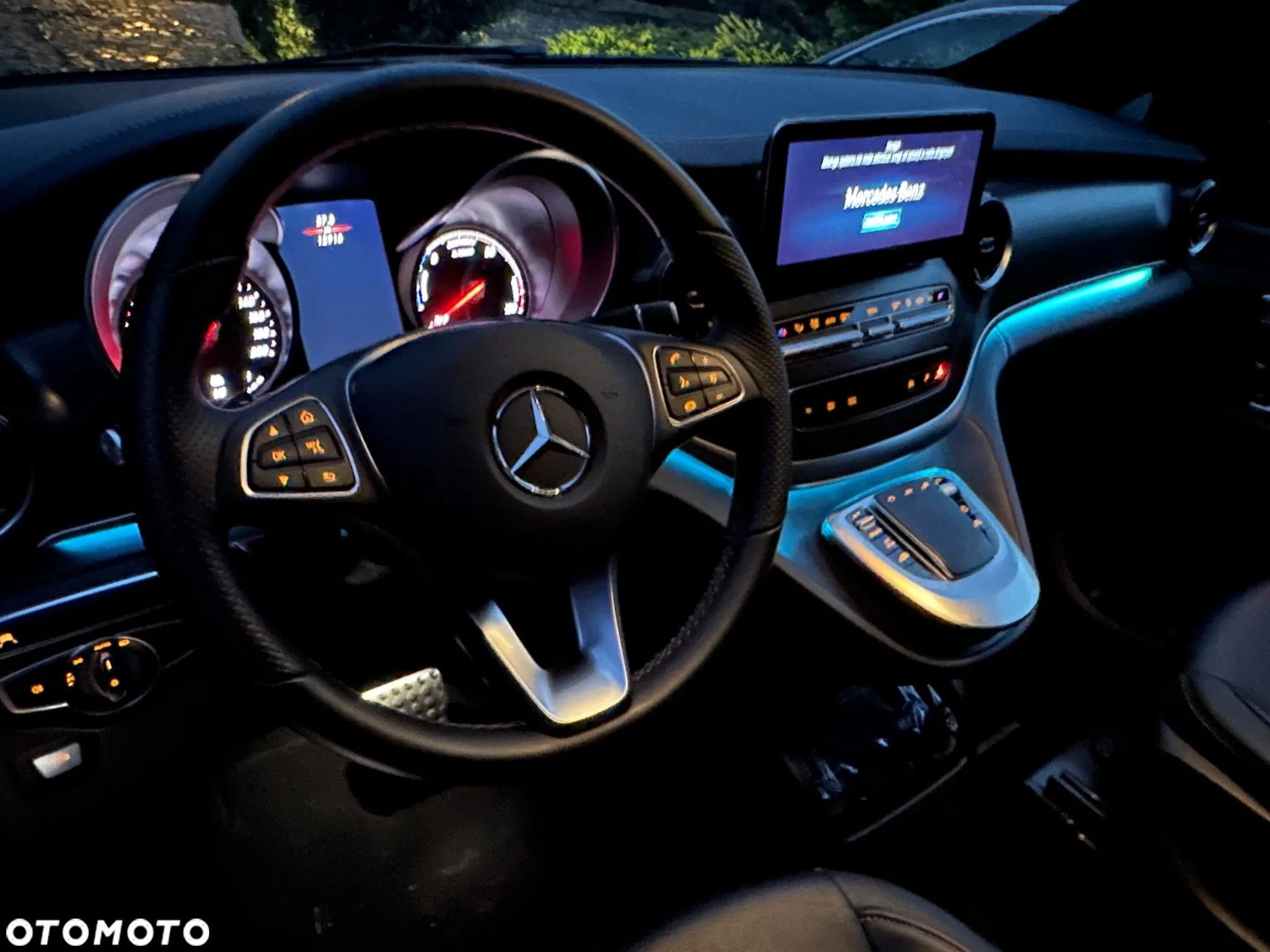 Mercedes-Benz EQV 300 lang - 7