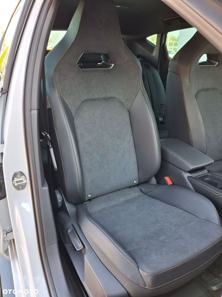 Cupra Leon 1.5 eTSI DSG - 22