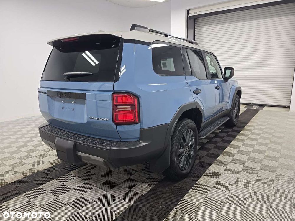 Toyota Land Cruiser - 5
