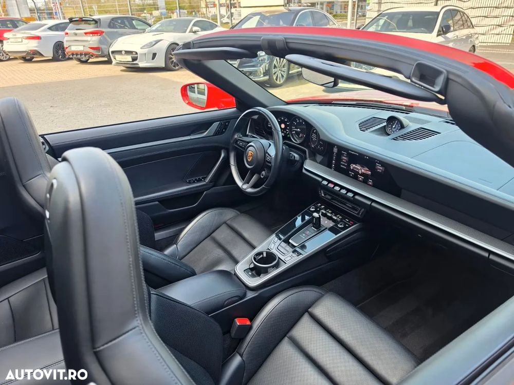 Porsche 911 Carrera 4S PDK - 14