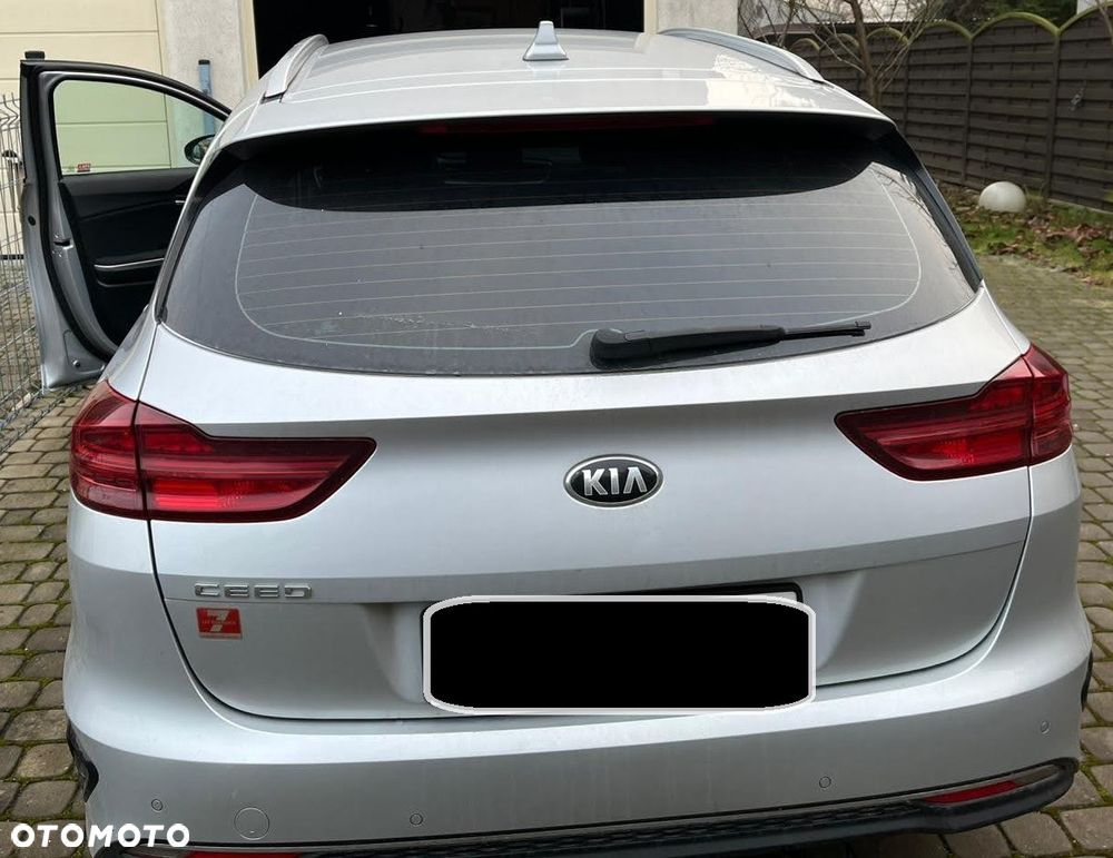 Kia Ceed 1.4 T-GDI M DCT - 4