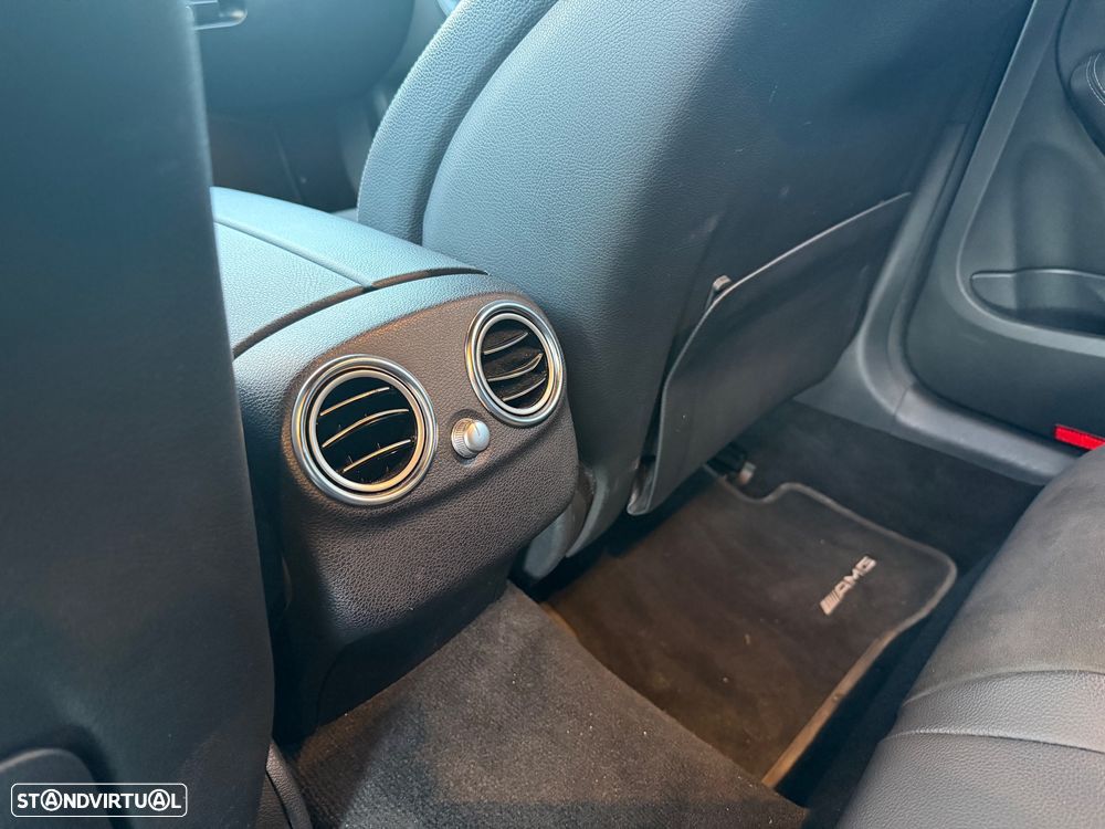 Mercedes-Benz C 300 BlueTEC Hybrid AMG Line - 40