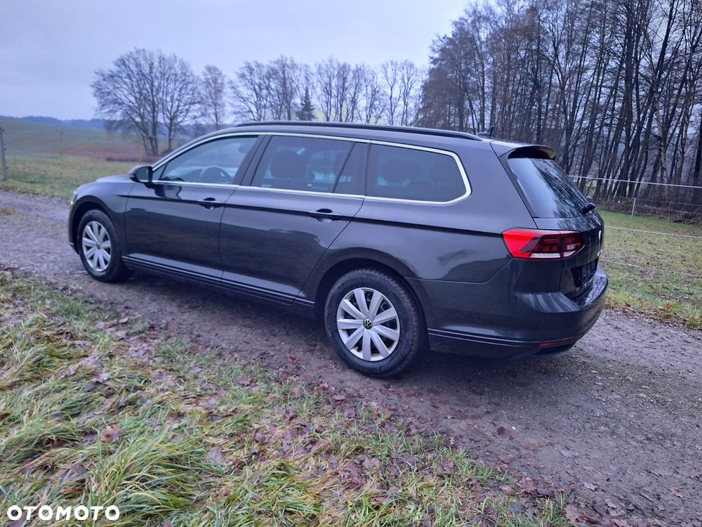Volkswagen Passat 2.0 TDI SCR Business - 2