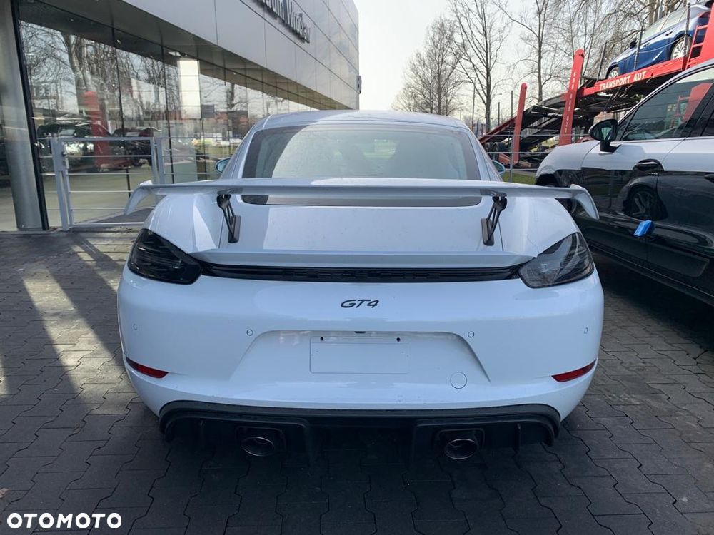 Porsche 718 Cayman - 5