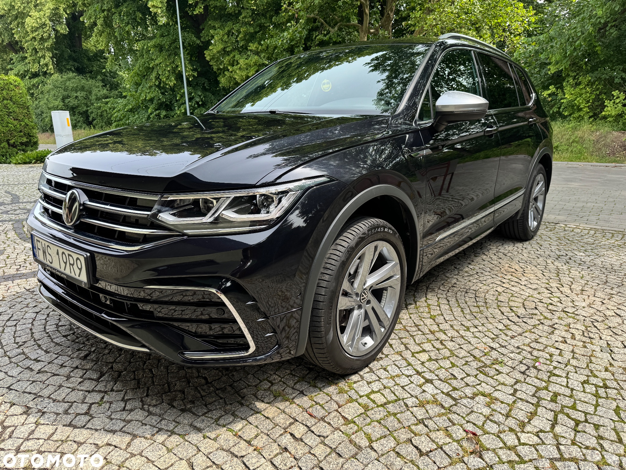 Volkswagen Tiguan Allspace 2.0 TDI SCR 4Motion DSG R-Line - 2
