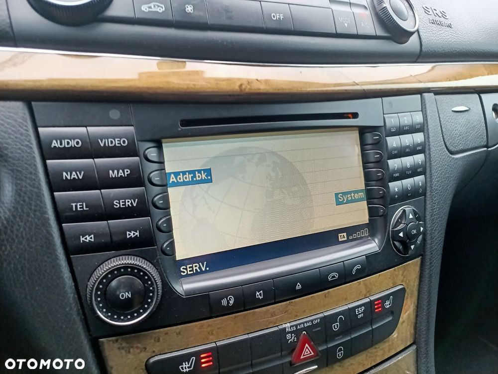 Mercedes-Benz Klasa E 220 CDI Automatik Avantgarde - 23