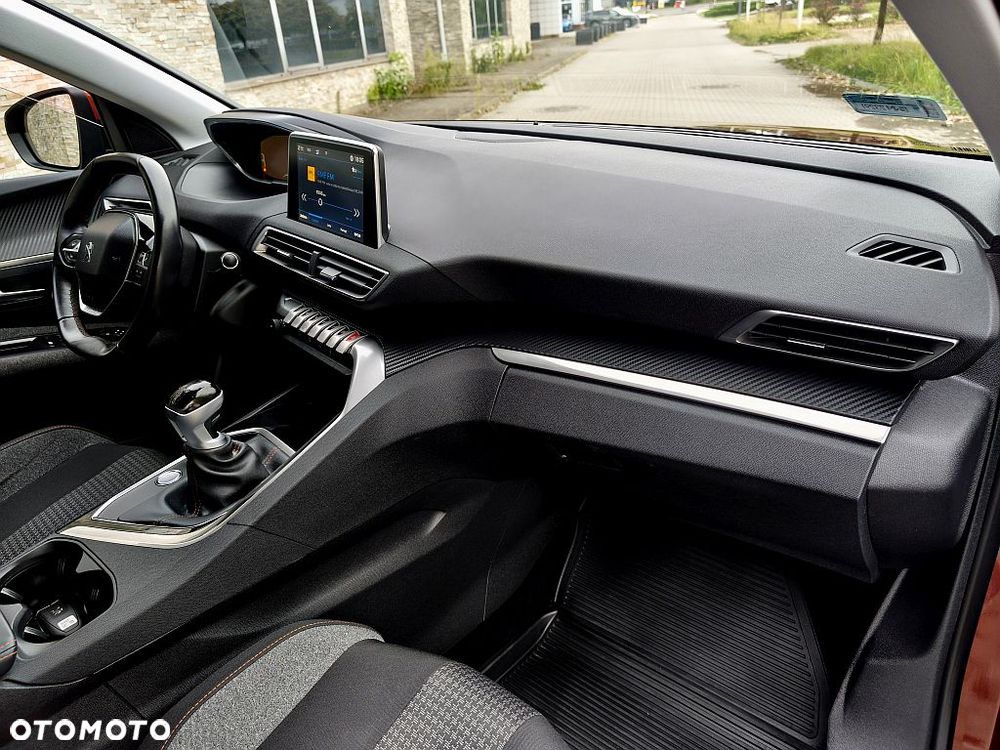 Peugeot 3008 1.2 PureTech Allure - 11