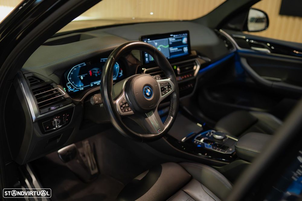 BMW iX3 M Sport Impressive - 2