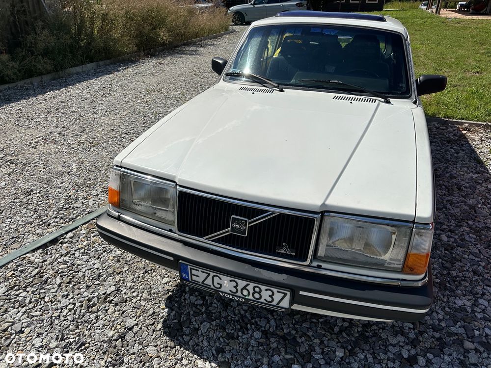 Volvo Seria 200 - 5