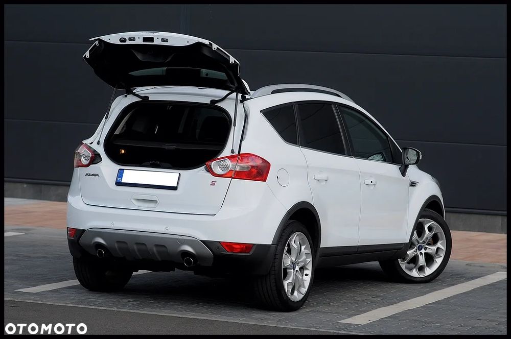 Ford Kuga 2.0 TDCi 4WD Titanium - 20