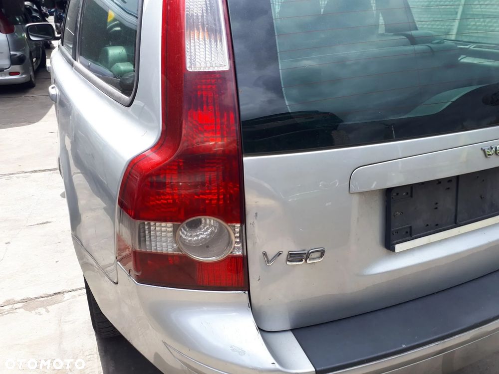 VOLVO V50 04-07 1.6 D ZDERZAK TYŁ TYLNY 426-26 - 5