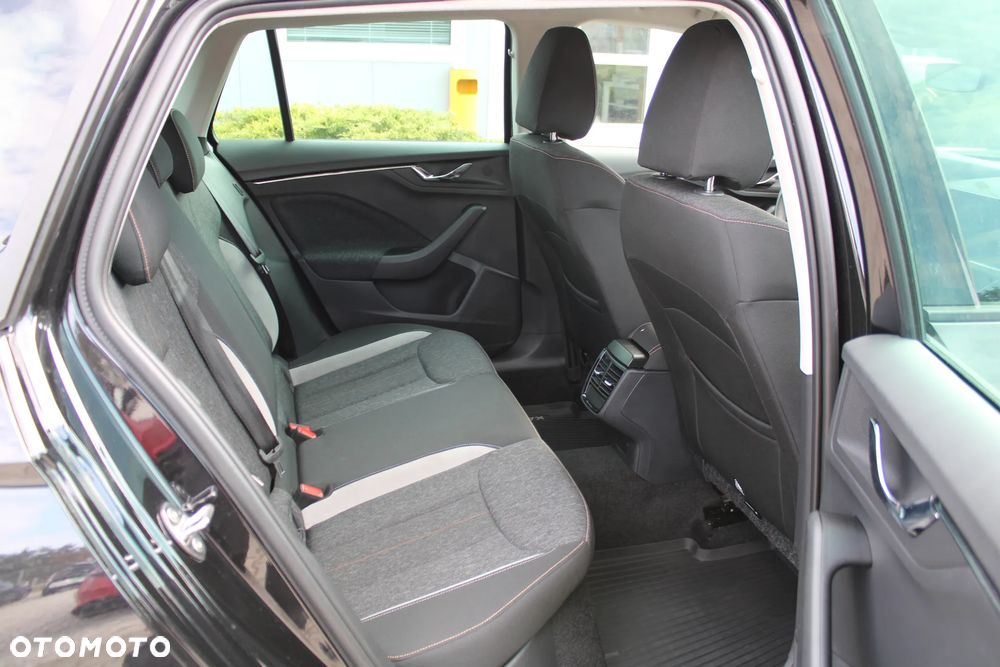 Skoda Kamiq 1.5 TSI Style - 15