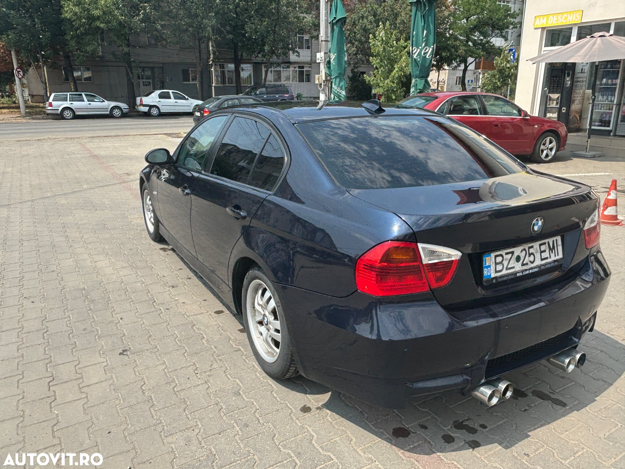 BMW Seria 3 320i - 6