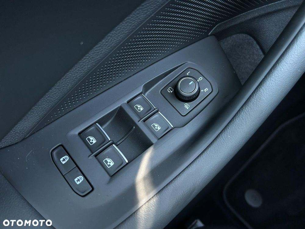 Volkswagen Passat Variant - 25