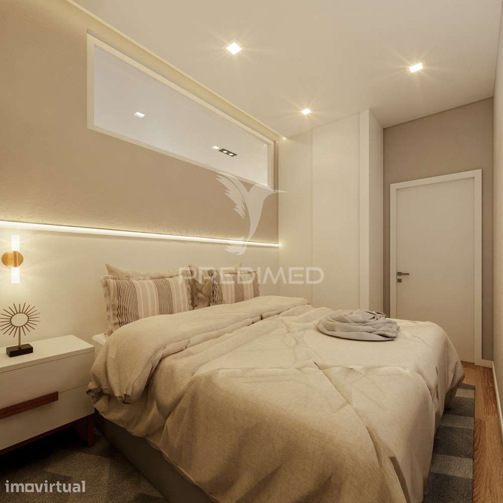 Apartamento T3+1, renovado, com terraço e piscina, a minutos de Lis... - Grande imagem: 5/22