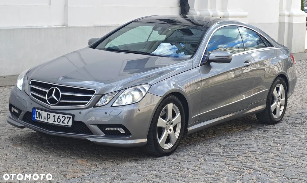Mercedes-Benz Klasa E 350 CDI DPF BlueEFFICIENCY 7G-TRONIC Avantgarde - 17