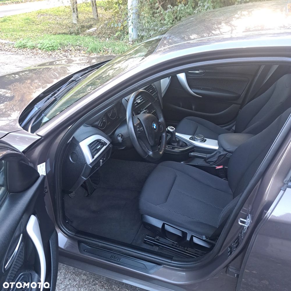 BMW Seria 1 116i Sport Line - 7