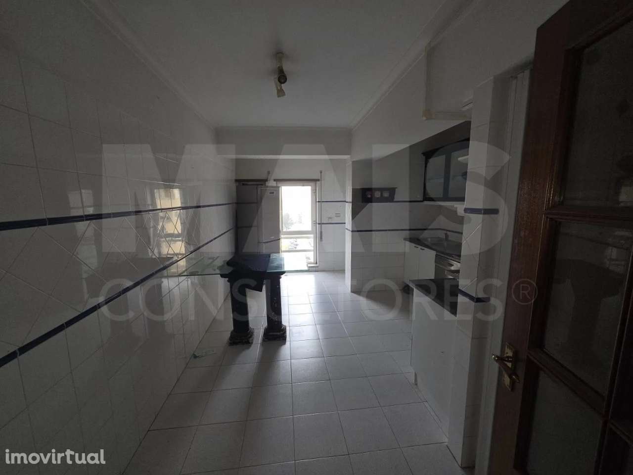 Apartamento T3 Estratégico no Carregado – Conectividade e Comodidade - Grande imagem: 2/14