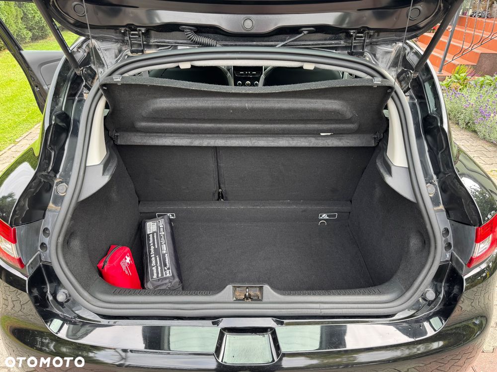 Renault Clio 1.2 16V 75 Limited - 24