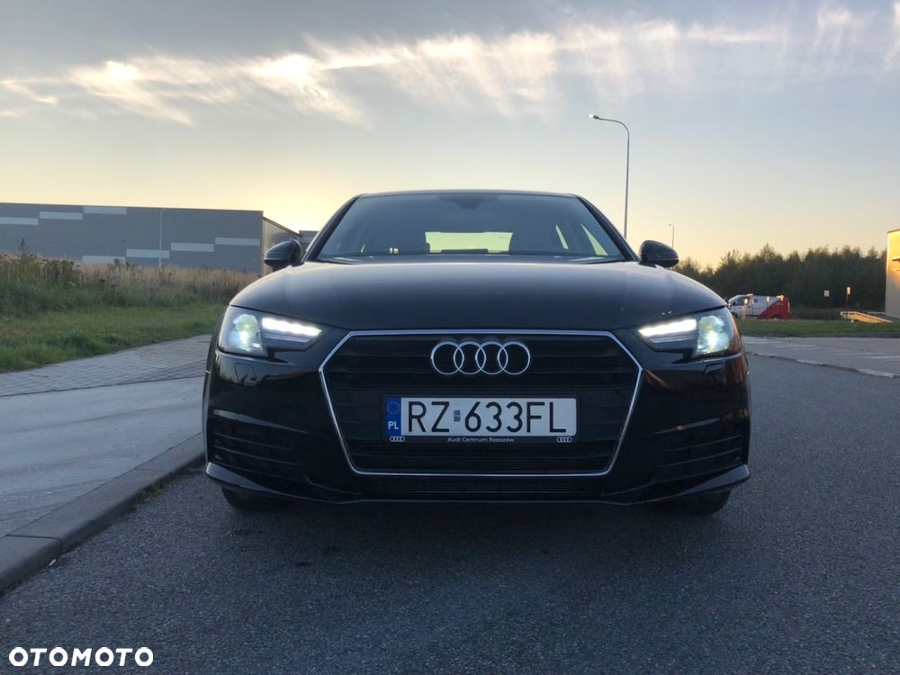 Audi A4 - 4