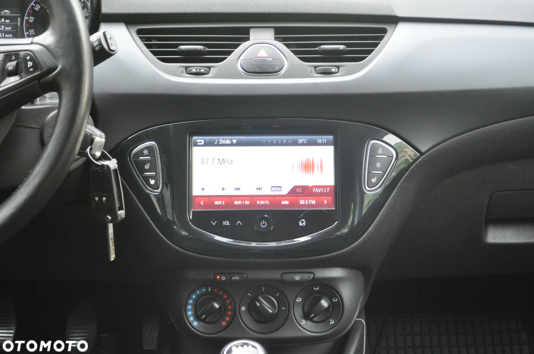 Opel Corsa 1.4 Color Edition - 24