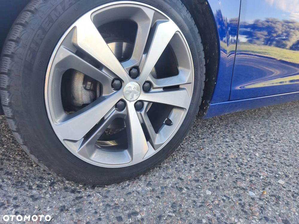 Peugeot 308 2020 photo 5