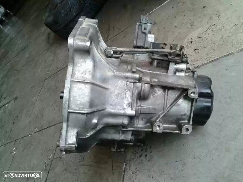 CAIXA VELOCIDADES SUZUKI SWIFT II FASTBACK 1996 -Y534357 - 4