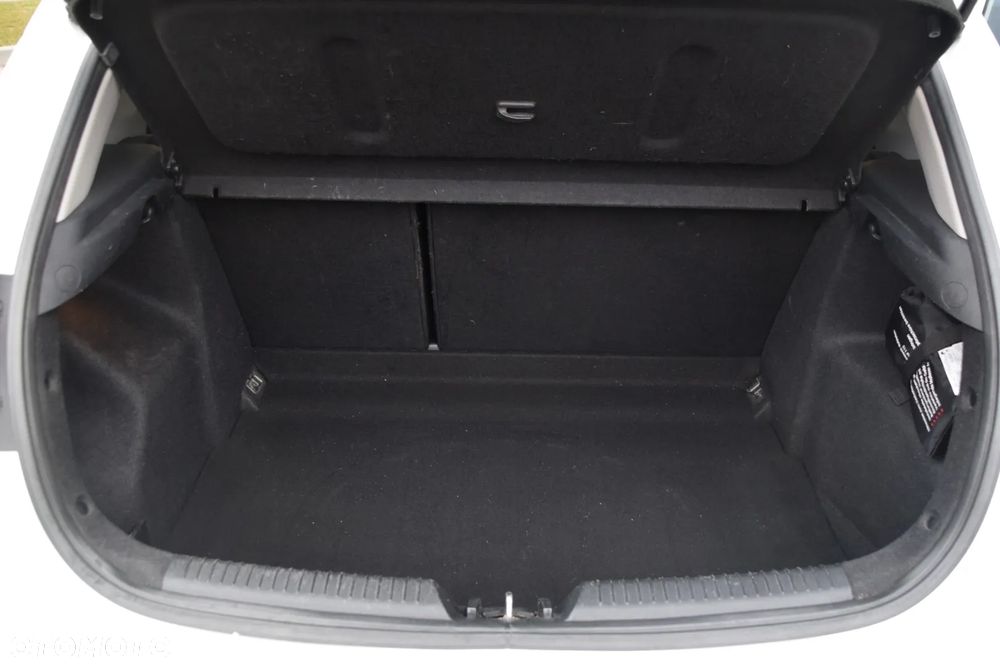 Kia Ceed 1.6 CRDi 128 Spirit - 15