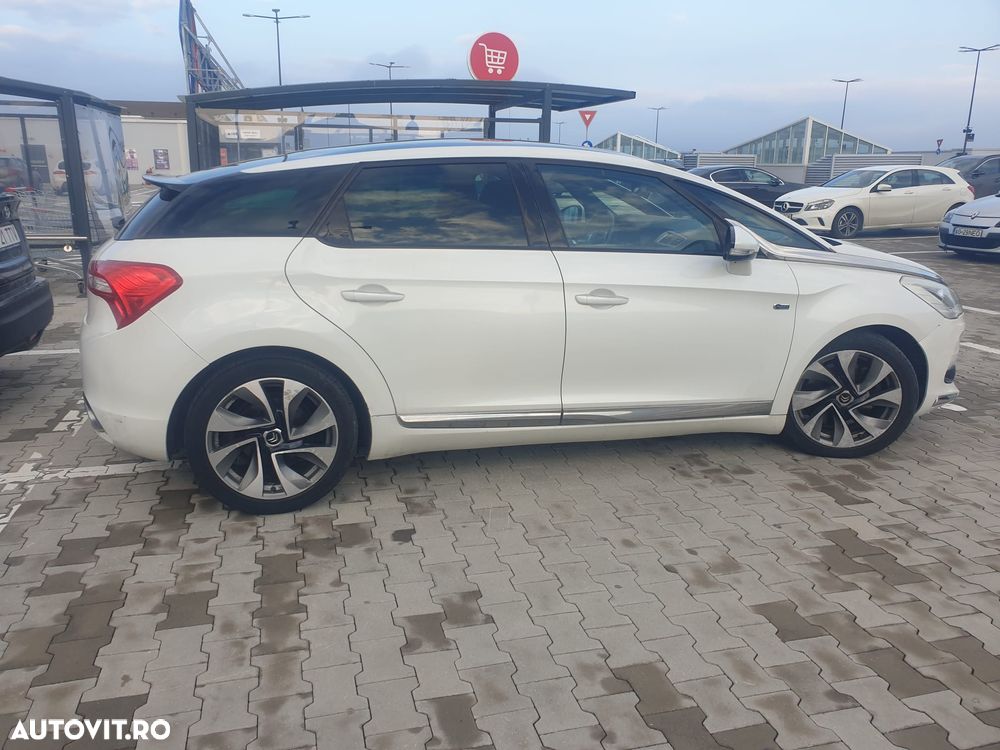 Citroën DS5 Hybrid4 EGS6 SoChic - 3