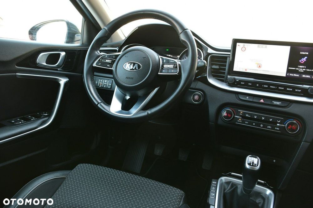 Kia XCeed 1.6 CRDi mHEV XL - 20