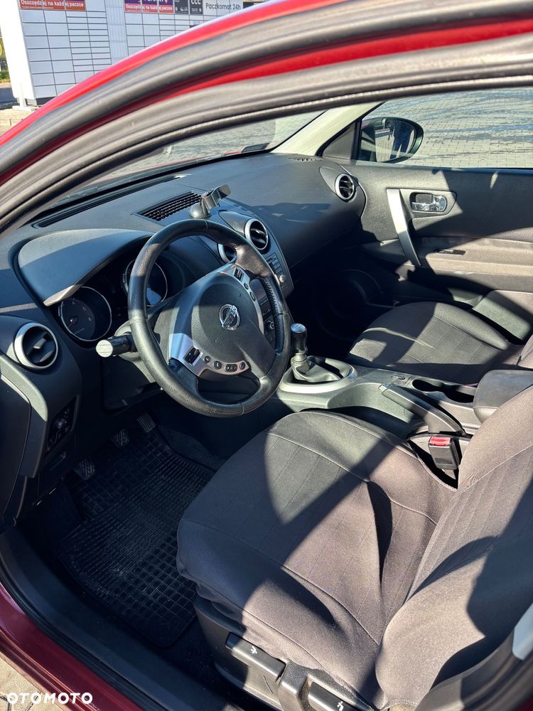 Nissan Qashqai - 11
