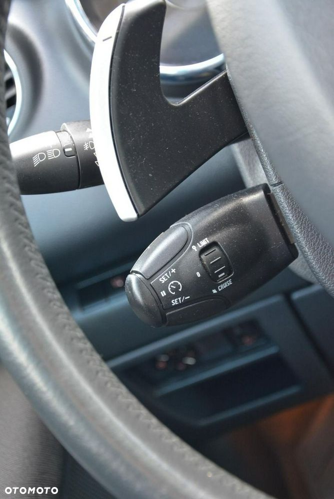 Peugeot 3008 Hybrid4 - 30