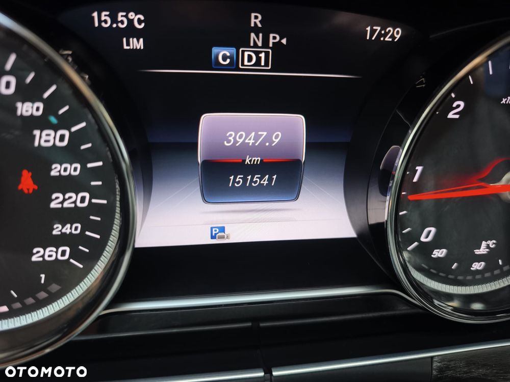 Mercedes-Benz Klasa E 220 d 9G-TRONIC AMG Line - 17
