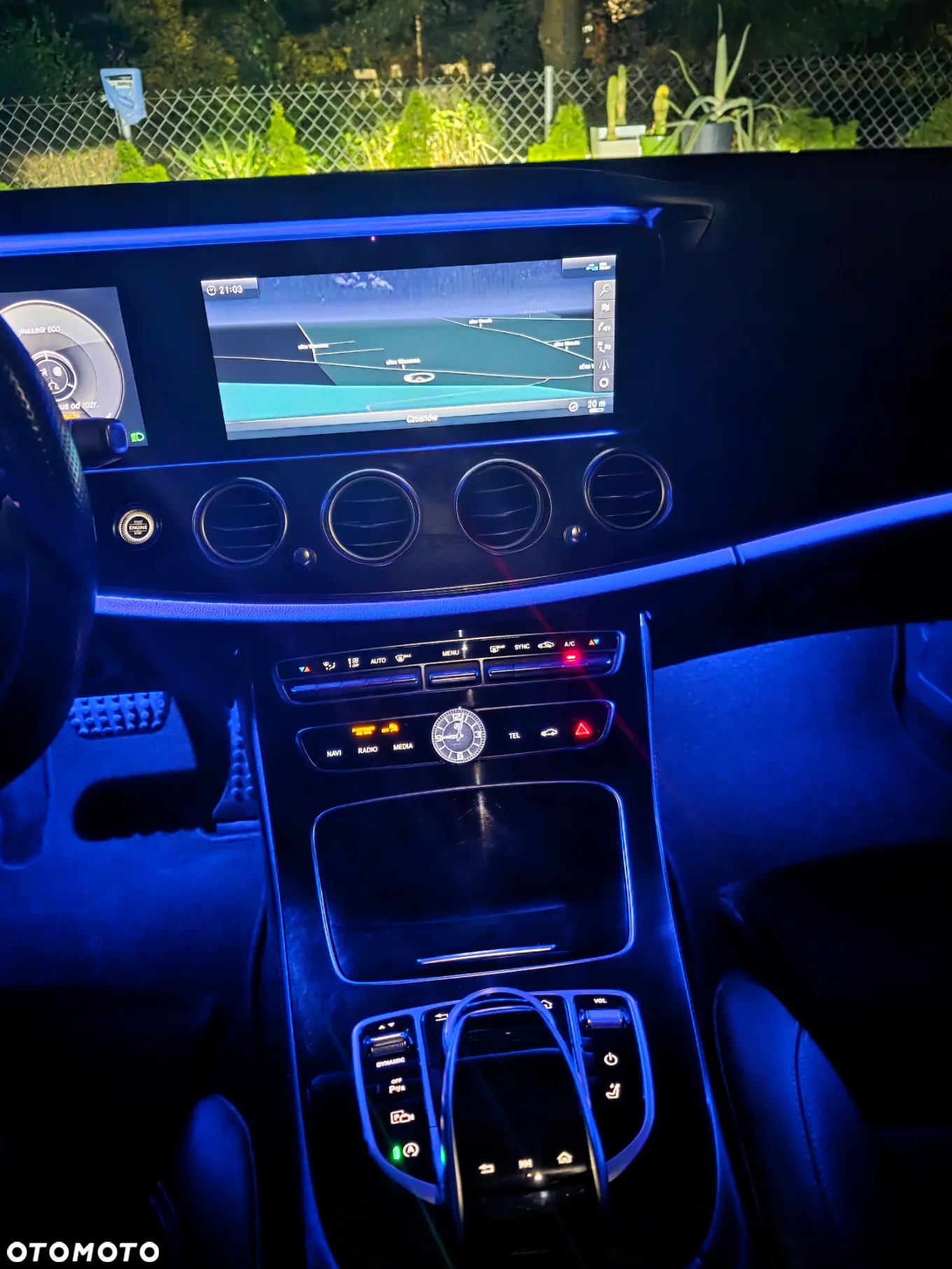 Mercedes-Benz Klasa E 220 d 4-Matic Business Edition 9G-TRONIC - 5