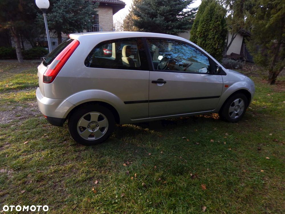 Ford Fiesta 1.25 Trend - 7