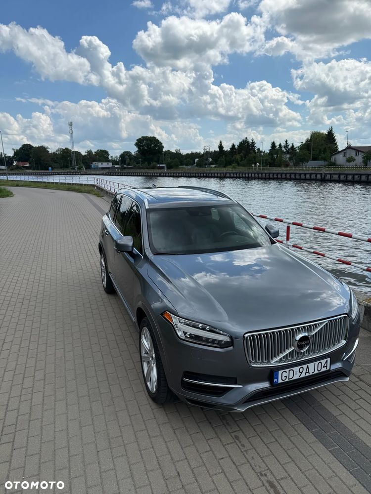 Volvo XC 90 - 4