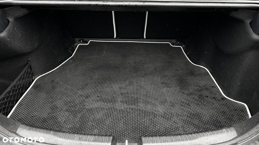 Mercedes-Benz Klasa C - 31