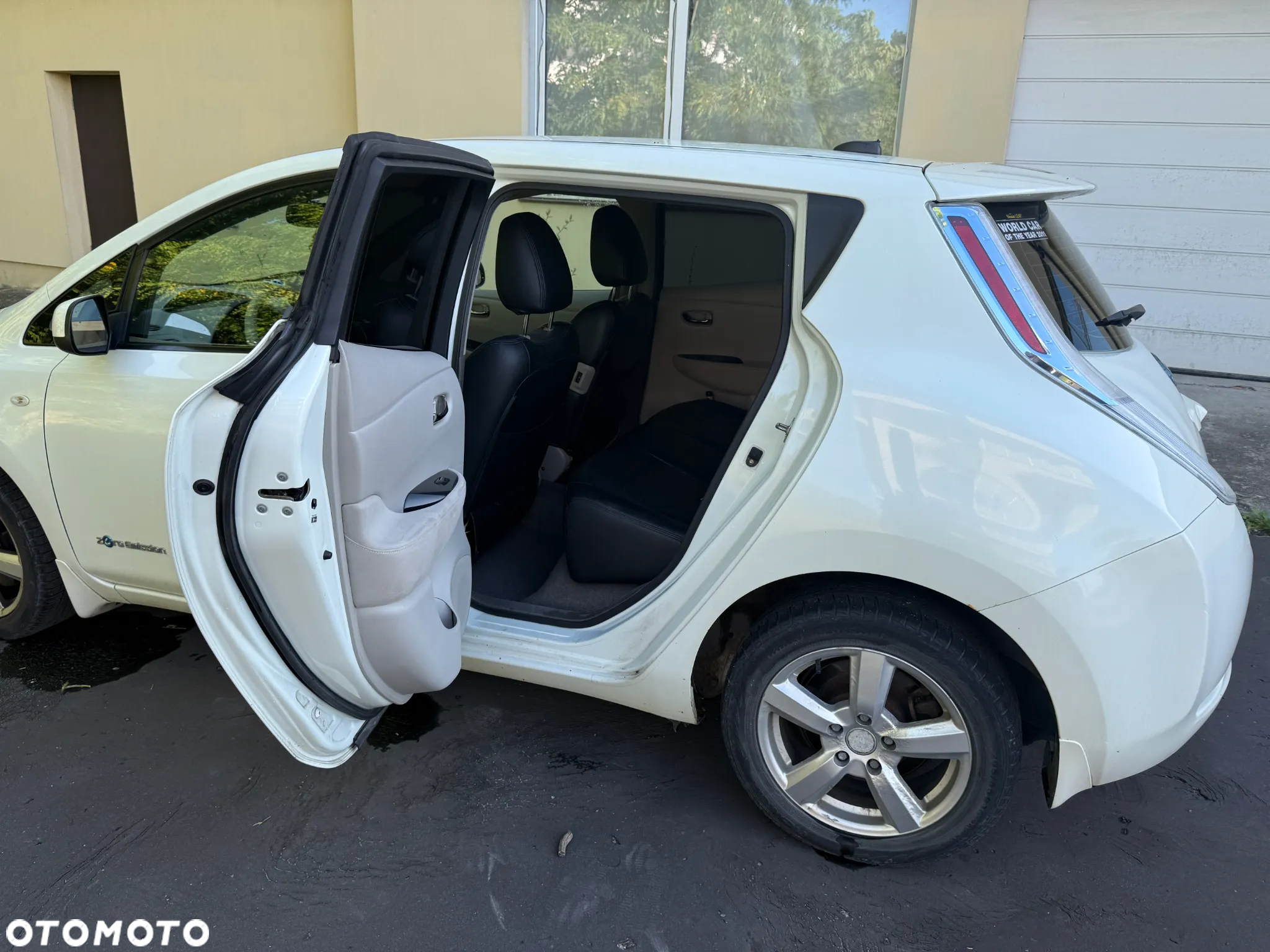 Nissan Leaf 24kWh Tekna - 9