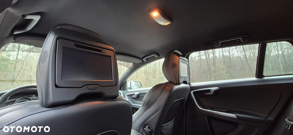 Volvo V60 T5 Drive-E R-Design Summum - 22