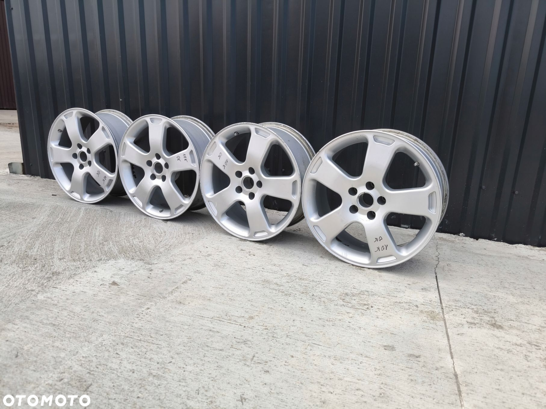 FELGA FELGI KOMPLET AUDI VW SEAT SKODA GAMAPARTS S7038 7.5J R18 ET20 *10K* - 2