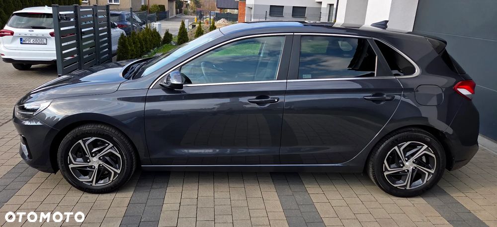 Hyundai i30 1.5 DPI Comfort - 9