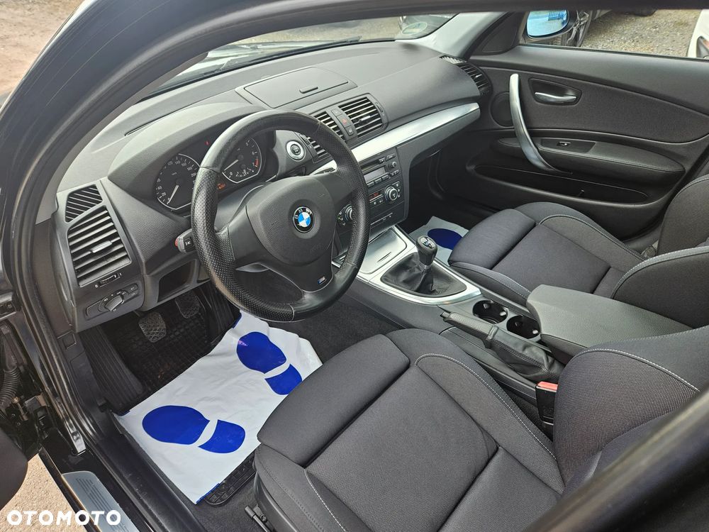 BMW Seria 1 118i Edition Sport - 6