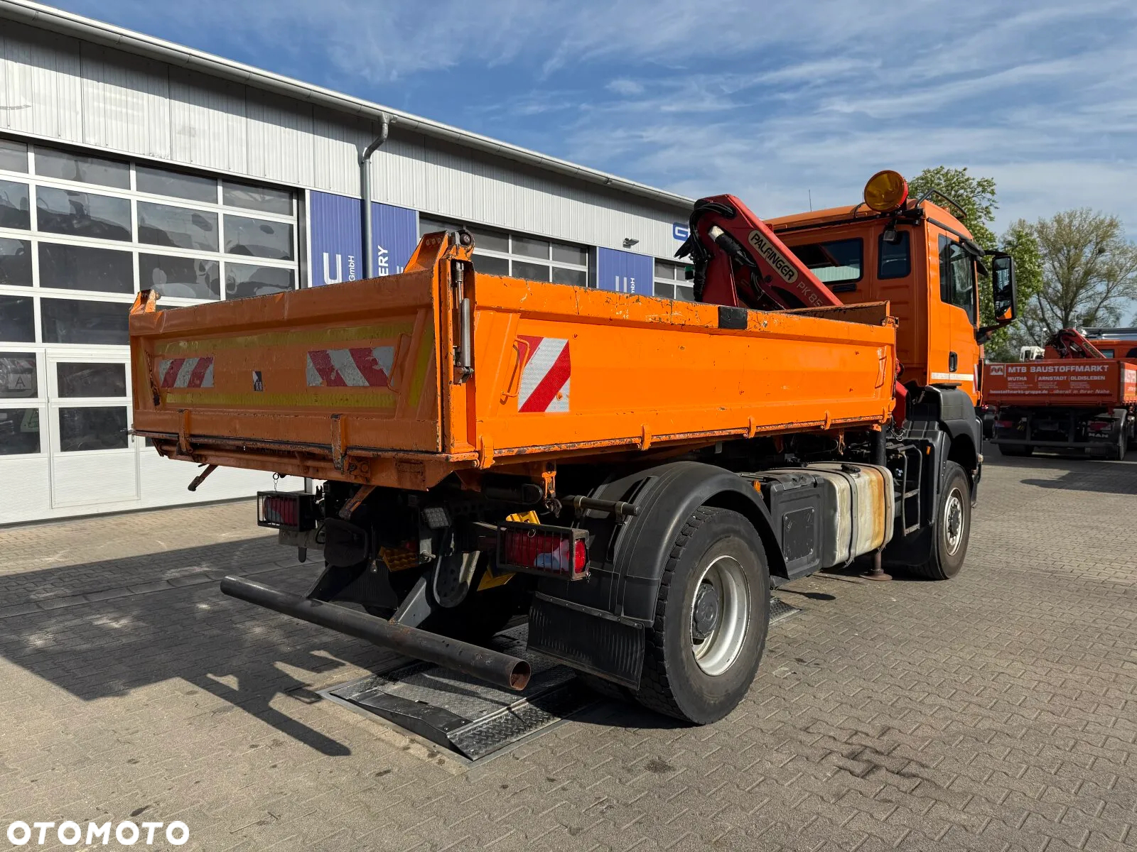 MAN TGA 18.360 4x4 WYWROTKA TRÓJSTRONNA Z PALFINGER - 4