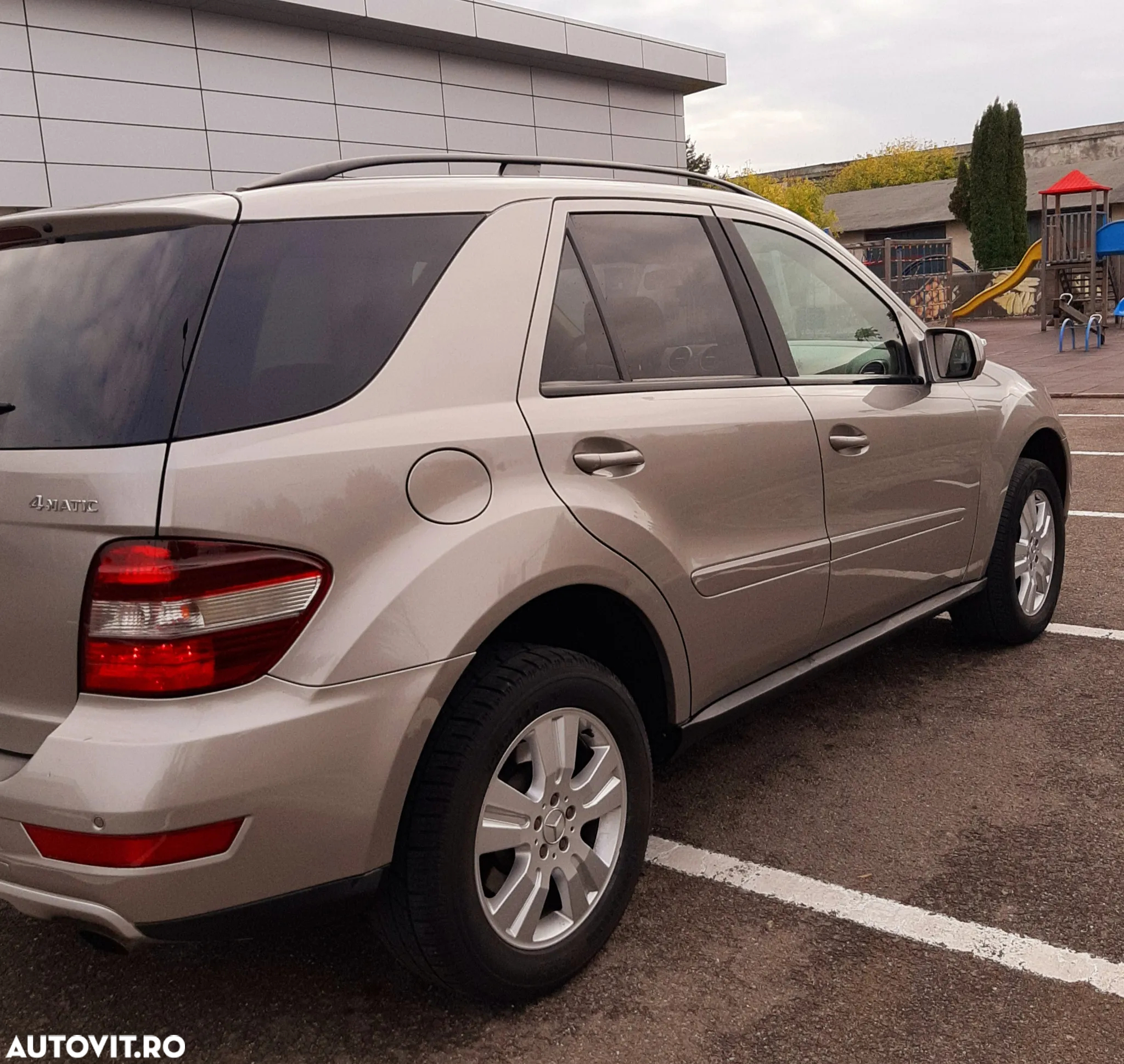 Mercedes-Benz ML - 4