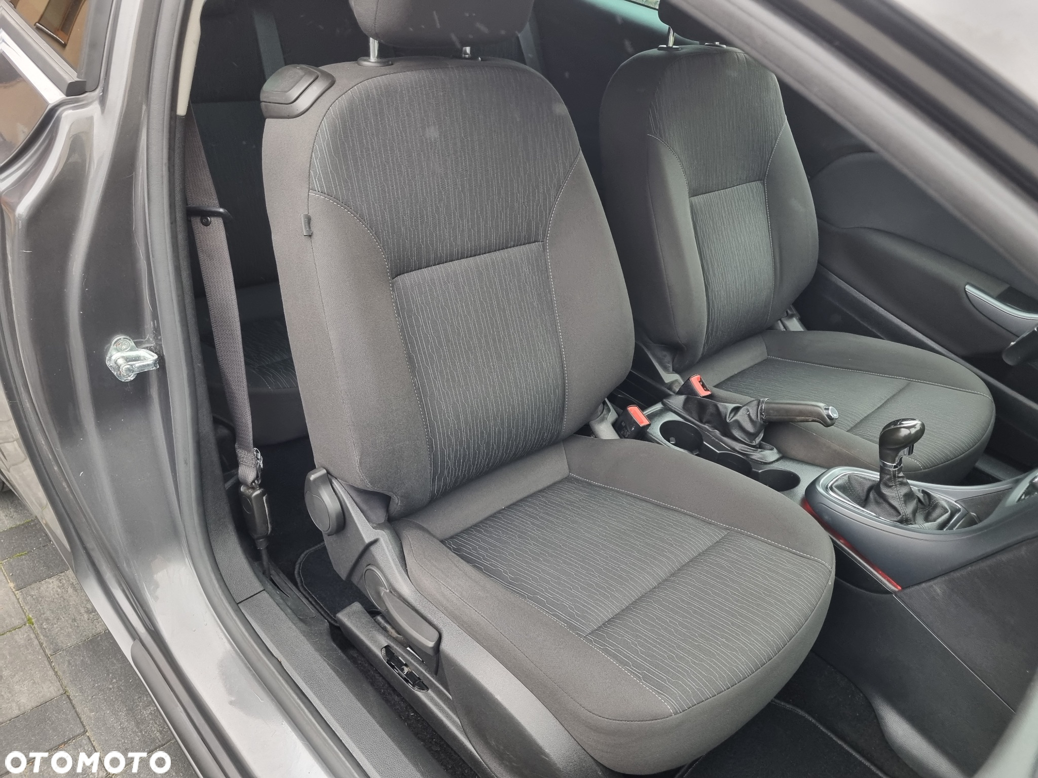 Opel Astra GTC 1.4 Turbo - 16