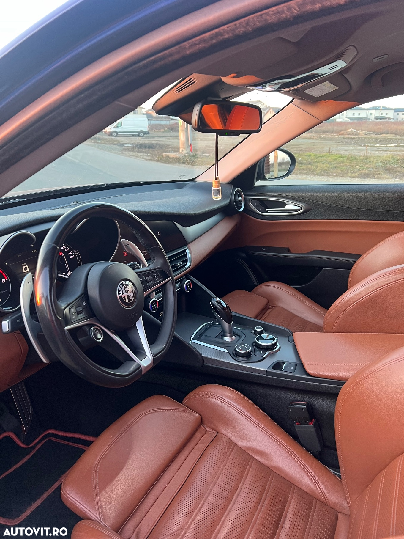 Alfa Romeo Giulia - 10