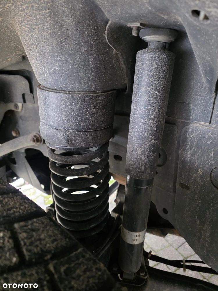 Jeep Grand Cherokee - 17