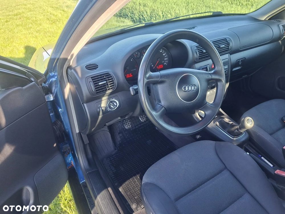 Audi A3 Sportback 1.9 TDI Ambition - 9