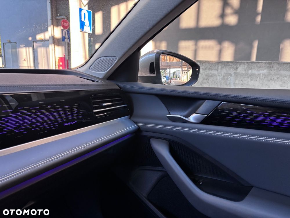 Volkswagen Passat - 9