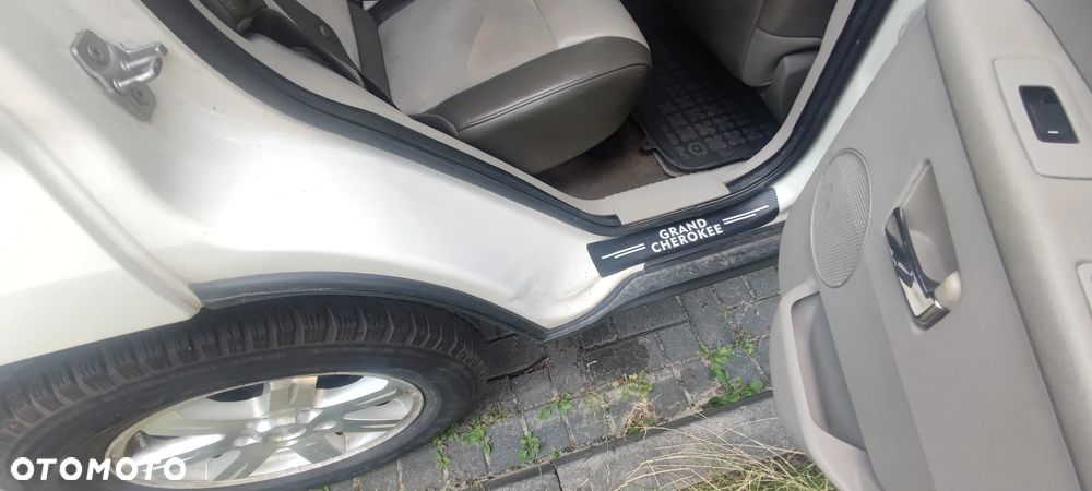 Jeep Grand Cherokee 5.7 V8 HEMI 4WD Automatik S - 17